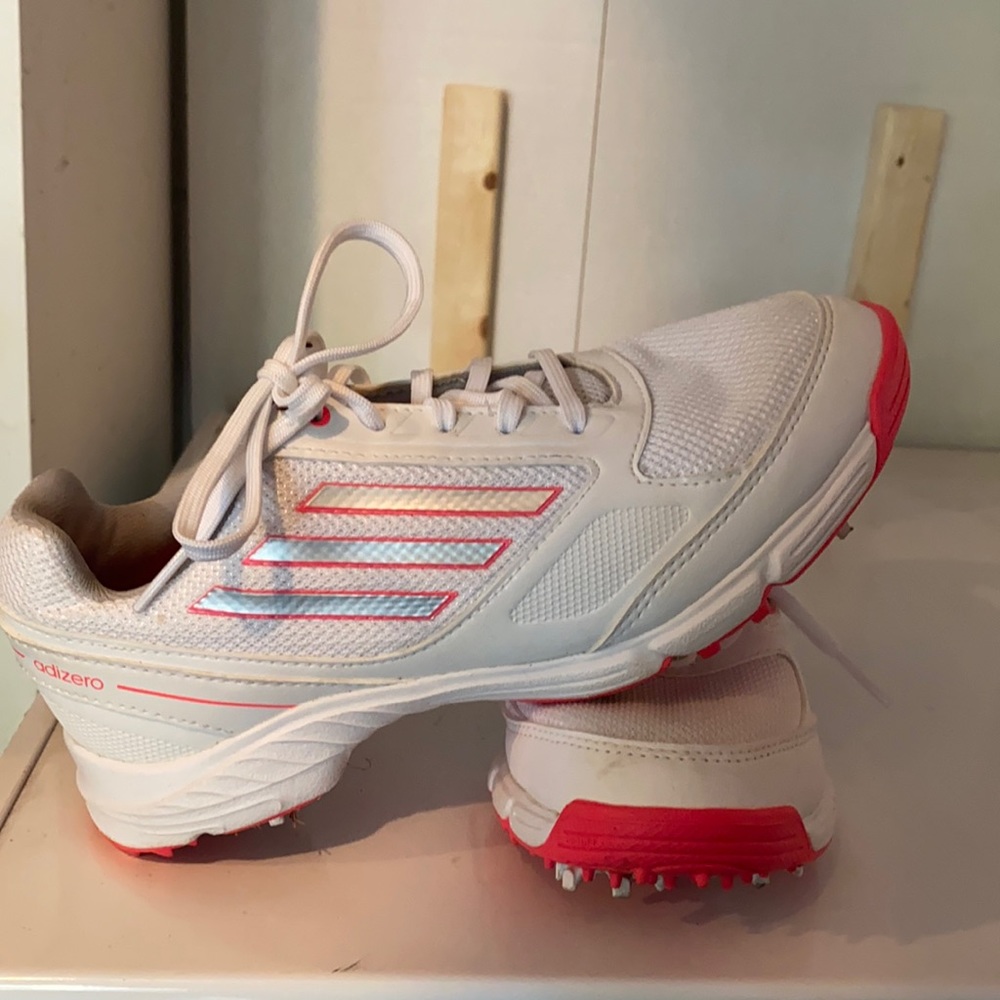 Kids golf shoes